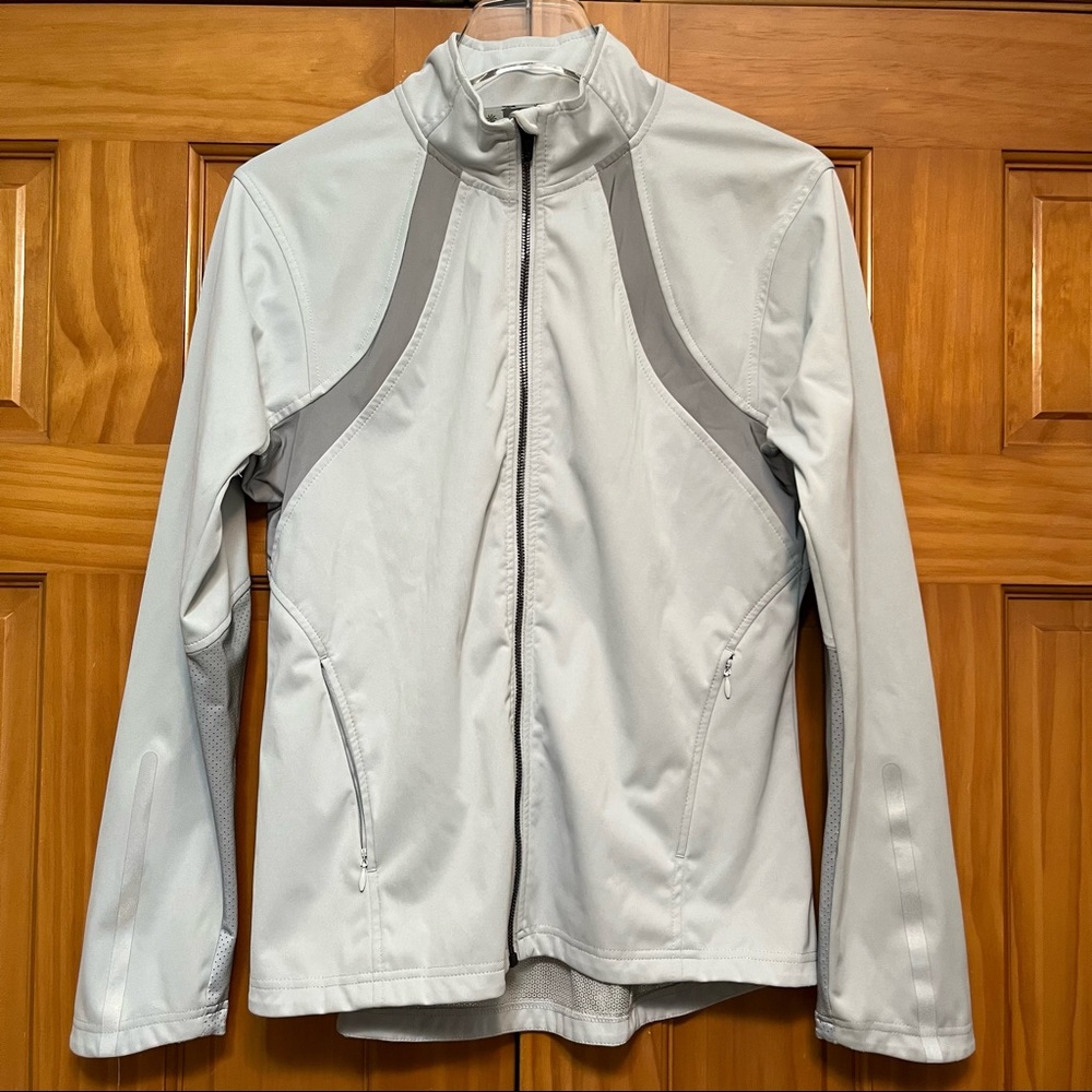 Athleta Full Speed Megaheat Gray Jacket Size Medium